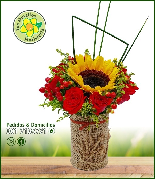 Cilindro Yute 10 Rosas 1 Girasol / $100.000