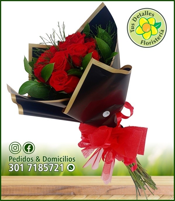 Ramillete # 22 / 12 Rosas / $96.000